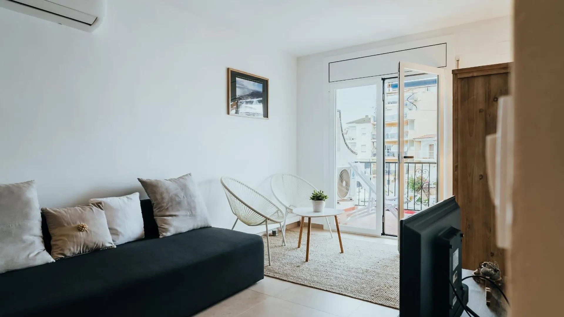 Apartment Welcs Apartamento 191 Emp En El Canal Empuriabrava Spain