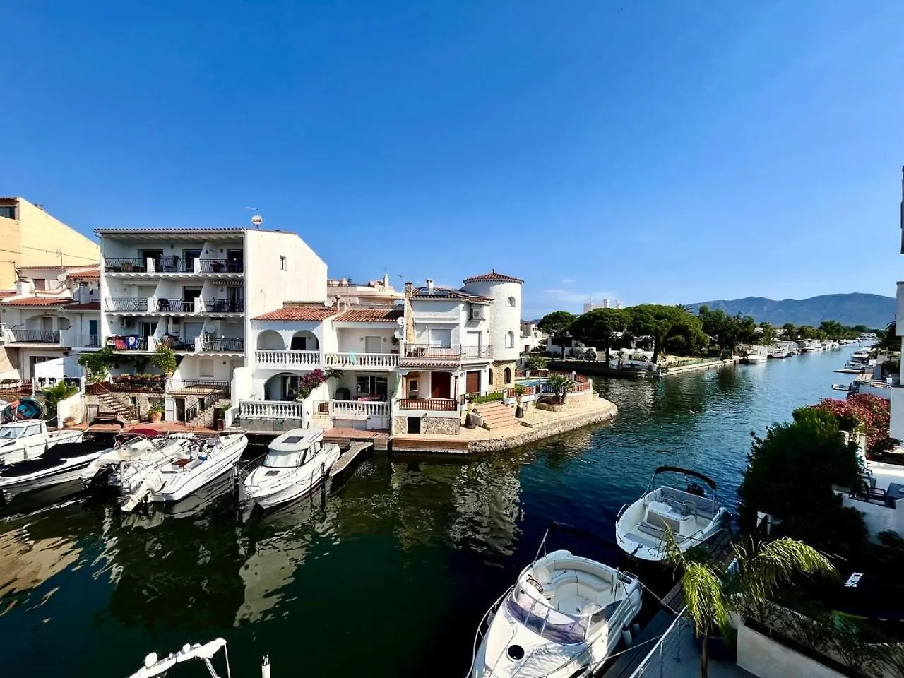 Welcs Apartamento 191 Emp En El Canal Empuriabrava Apartment