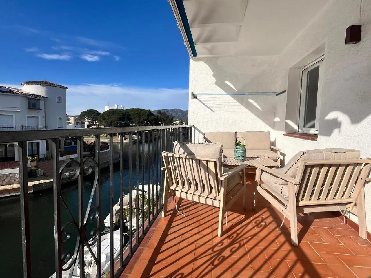 Apartment Welcs Apartamento 191 Emp En El Canal Empuriabrava